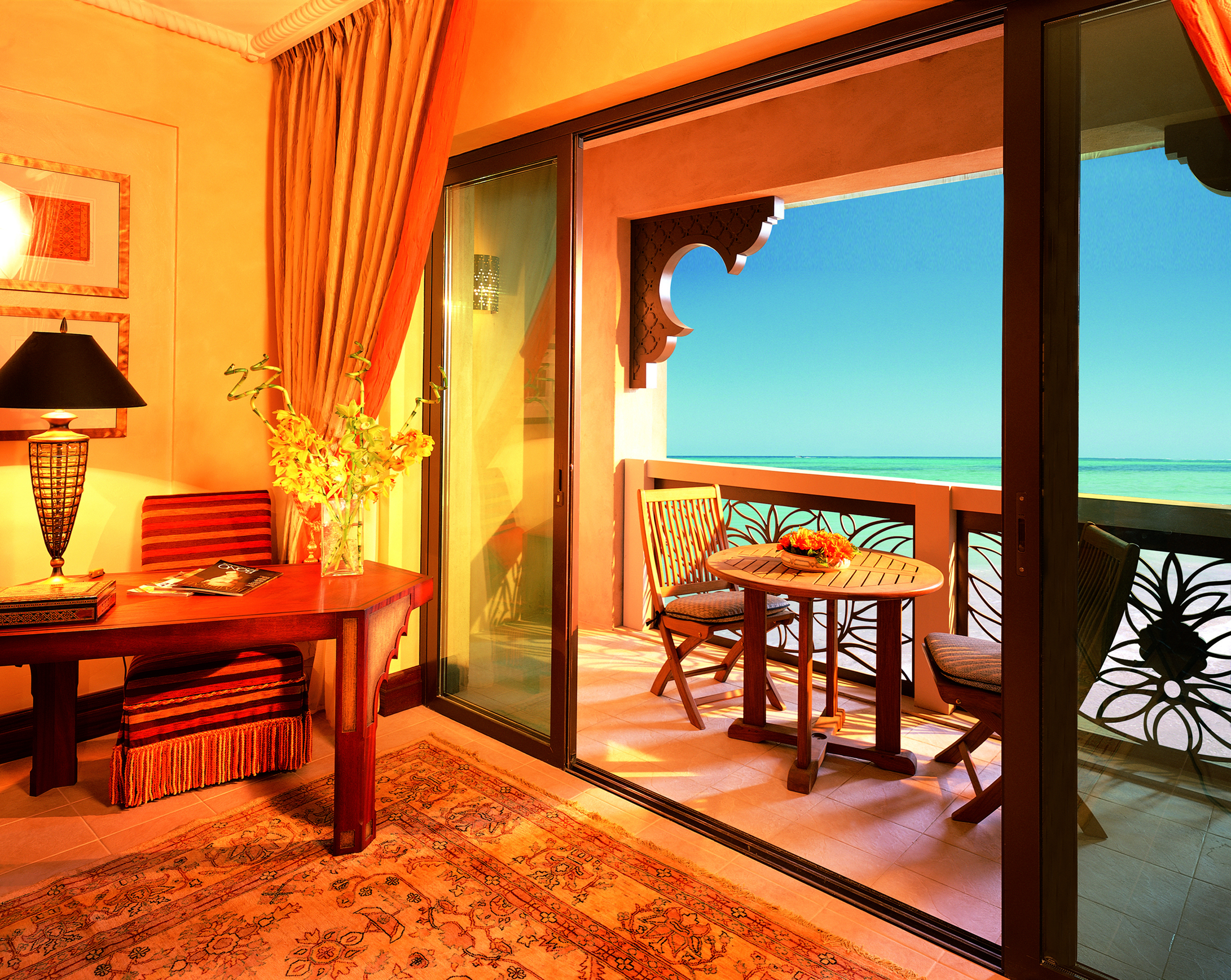 Madinat Jumeirah Dubai Al Qasr Ocean deluxe bedroom with balcony and sea view