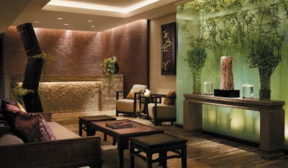 The Peninsula Hong Kong spa reception muted modern decor sitting area plants