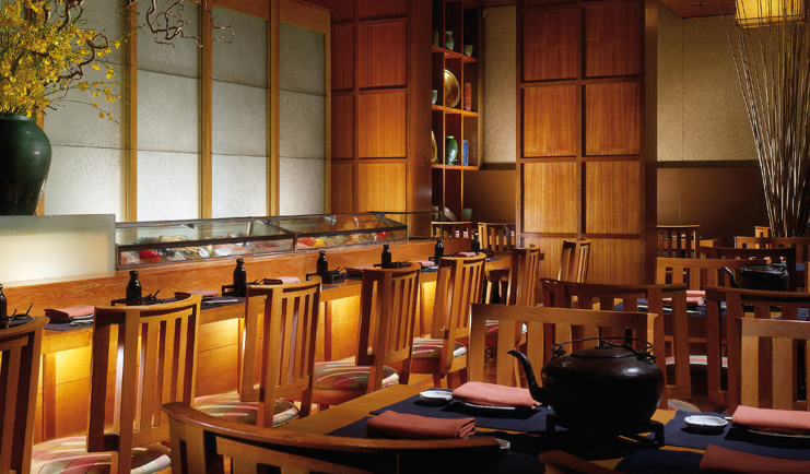 Anantara Siam Bangkok Thailand restaurant traditional iron tea pots buffet service