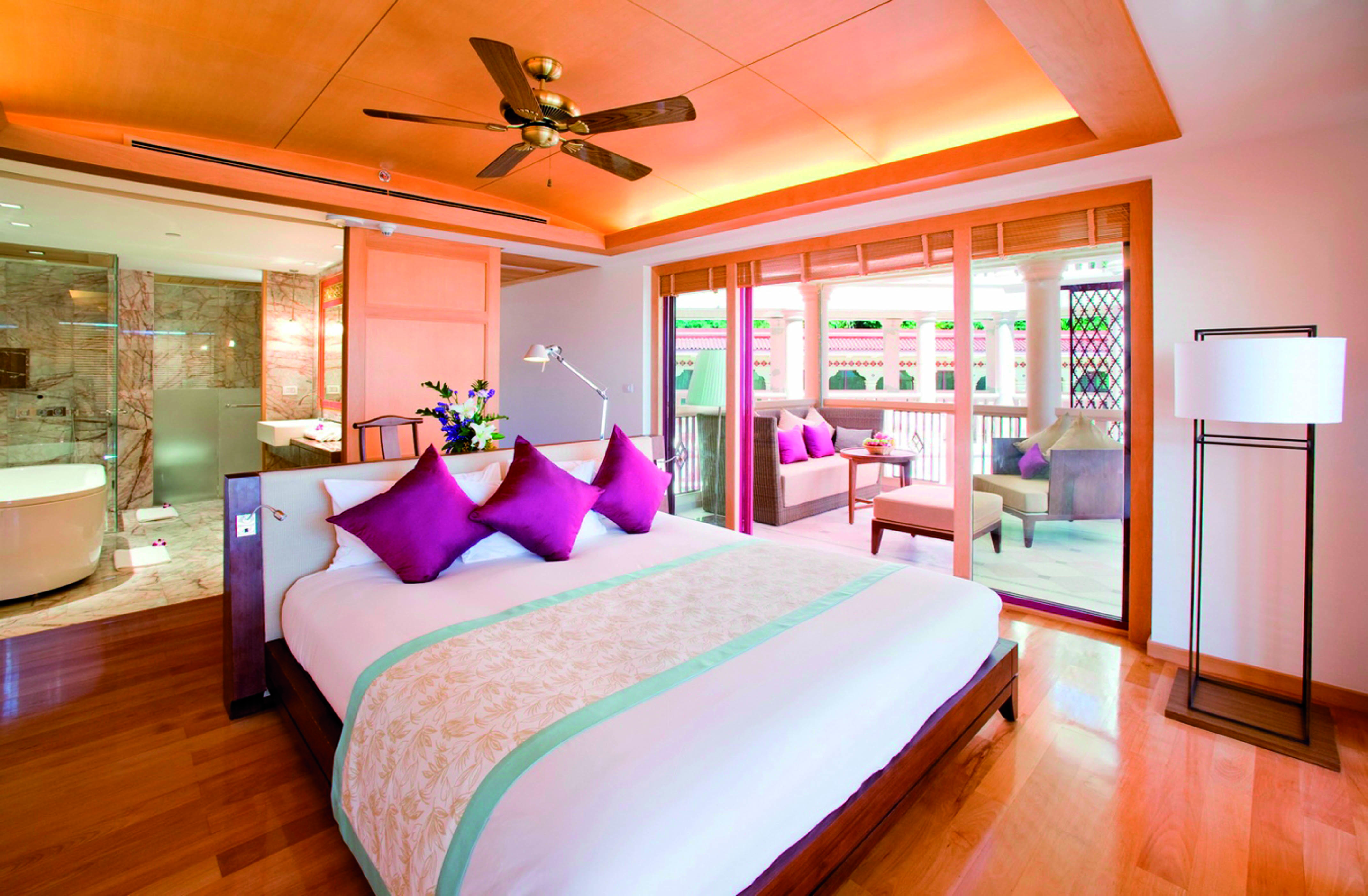 Centara Grand Beach Resort Thailand premium ocean facing room bed en suite private terrace