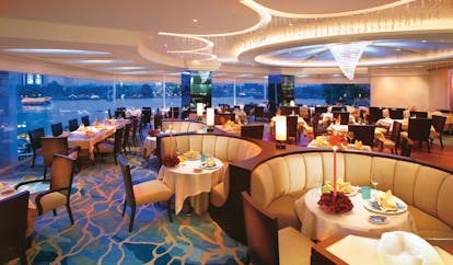 Mandarin Oriental Bangkok Thailand lord jim's restaurant modern decor panoramic river views