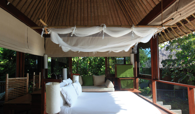 Six Senses Samui Thailand pool villa bedroom sleeping pavilion mosquito drapes garden view sofa
