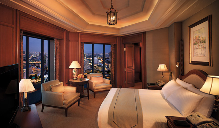 The Peninsula Bangkok Thailand peninsula suite bedroom classic decor panoramic city and river view