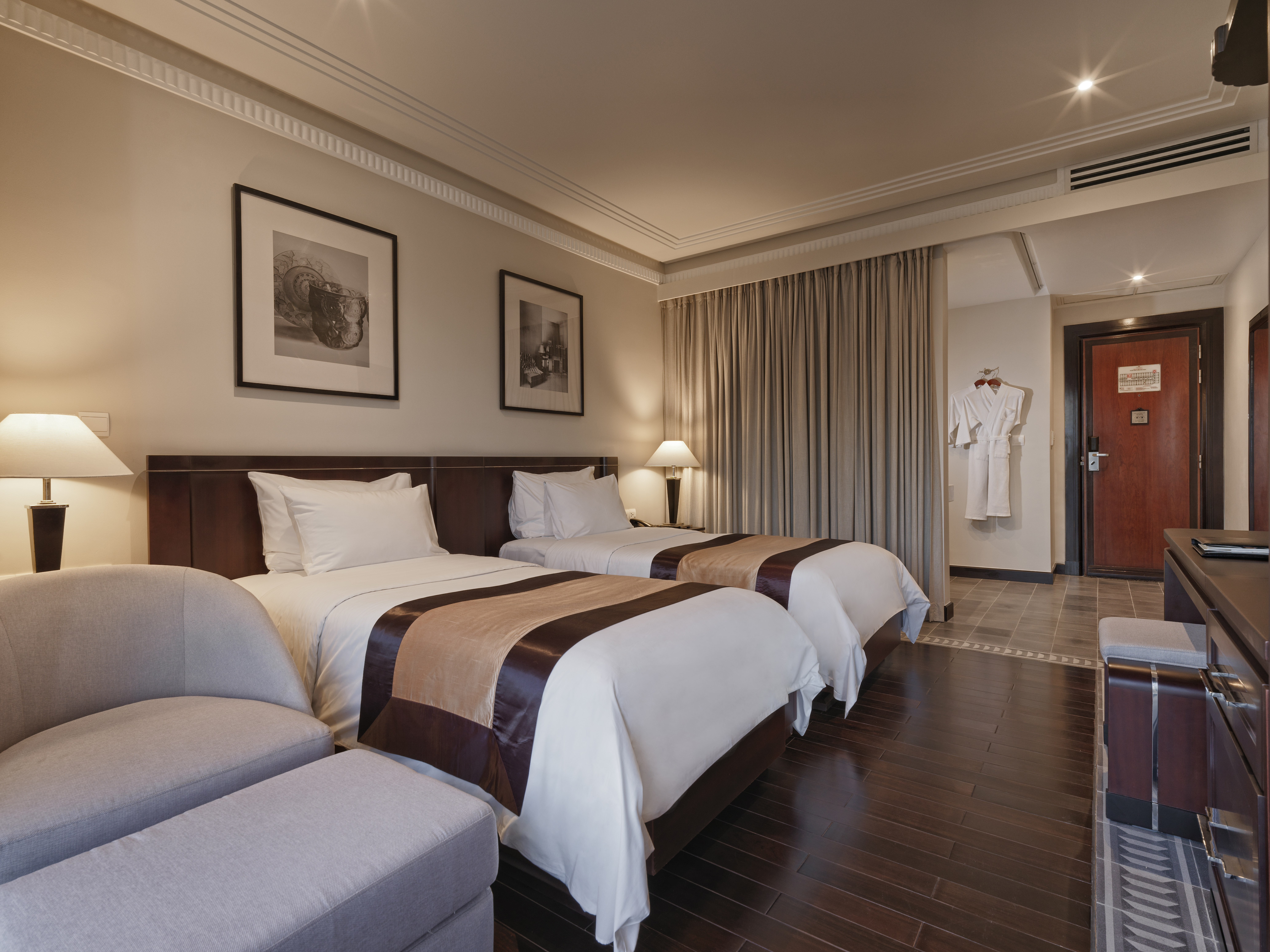 Azerai La Residence garden twin room, traditional decor