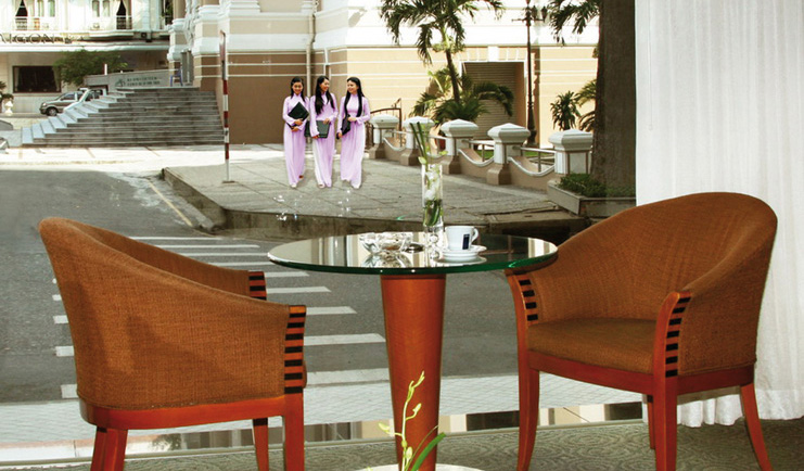 Caravelle Hotel Vietnam lobby lounge seating area with street view