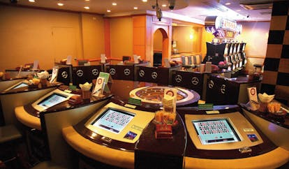 Caravelle Hotel Vietnam Vegas casino slot machines