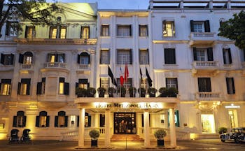 Sofitel Metropole Hanoi exteriorm hotel building, colums, entrance