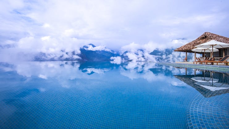Topas Ecolodge pool, infinity pool with views over mountains