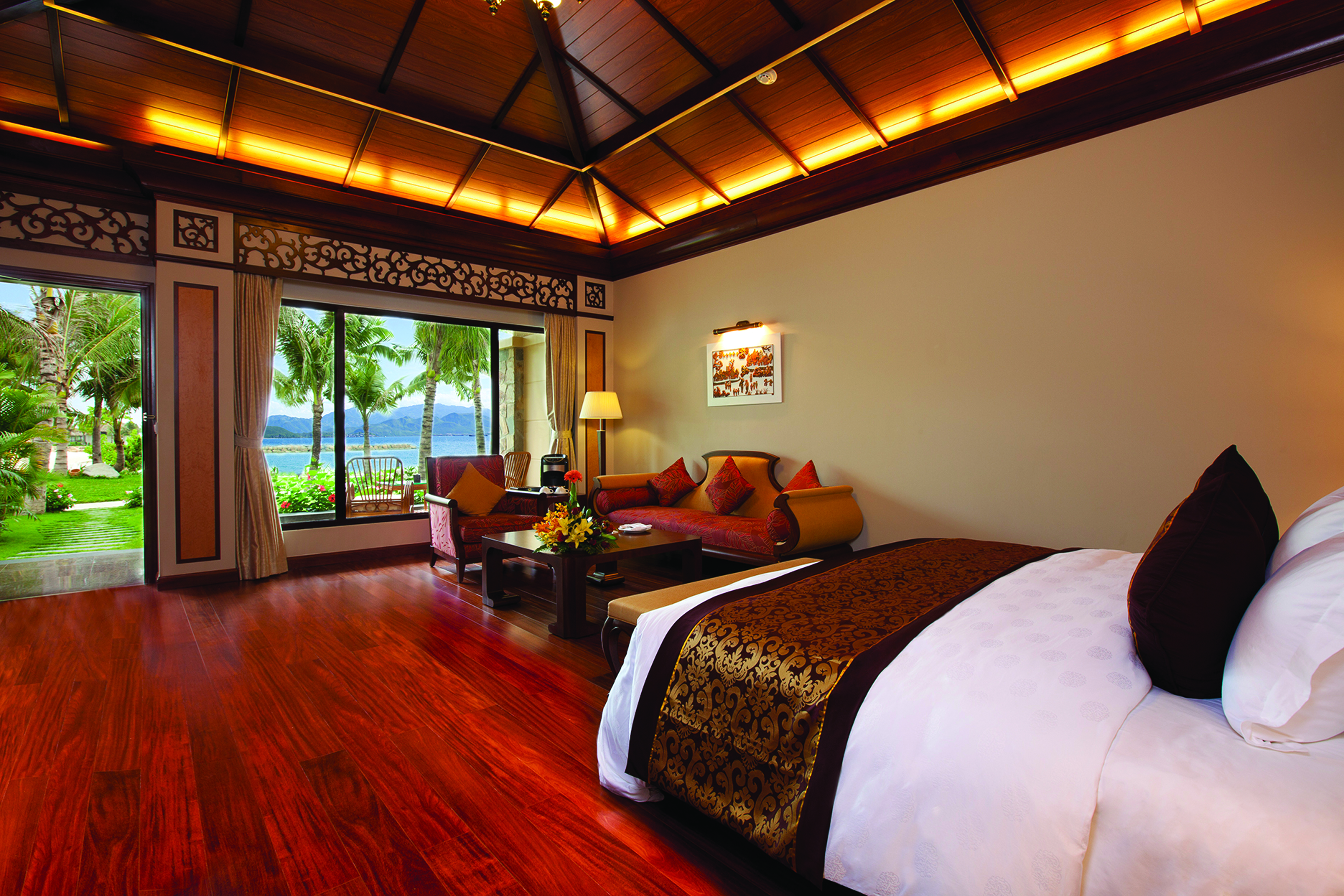 Vinpearl Luxury Nha Trang Vietnam beach front guest room bed sofa modern décor