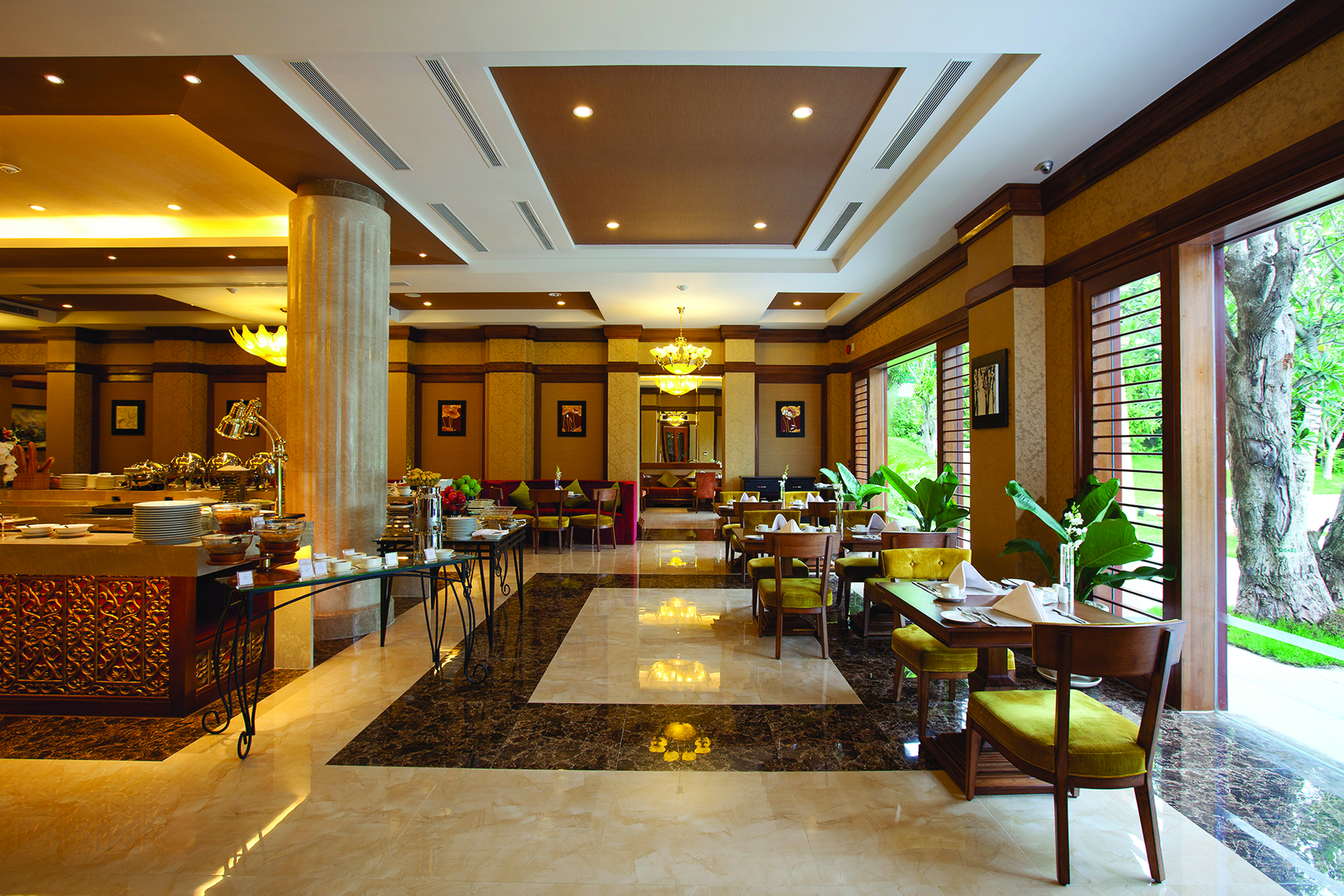 Vinpearl Luxury Nha Trang Vietnam restaurant indoor dining grand décor
