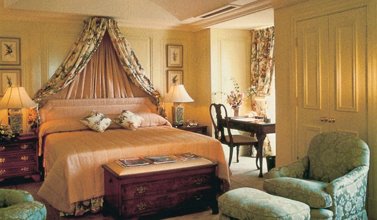 The Langham Sydney bedroom with drapes and writing desk