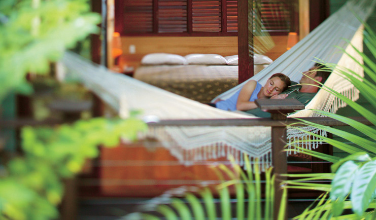 Silky Oaks Lodge Queensland hammock couple sleeping in a hammock together