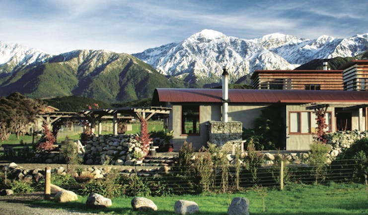 Hapuku Lodge Central South Island mountains wooden lodge with garden and mountain view