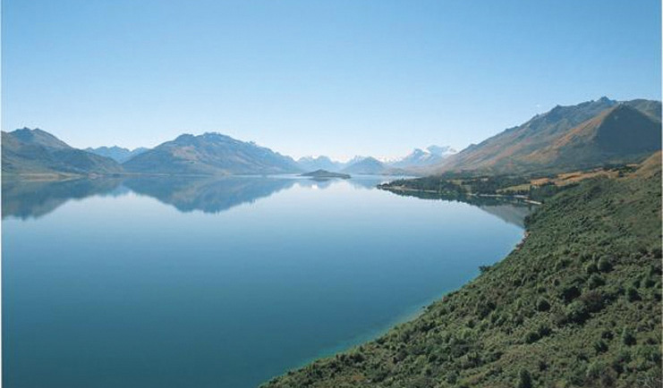 Blanket Bay Otago and Fiordland  lake view aerial view of lake and mountains