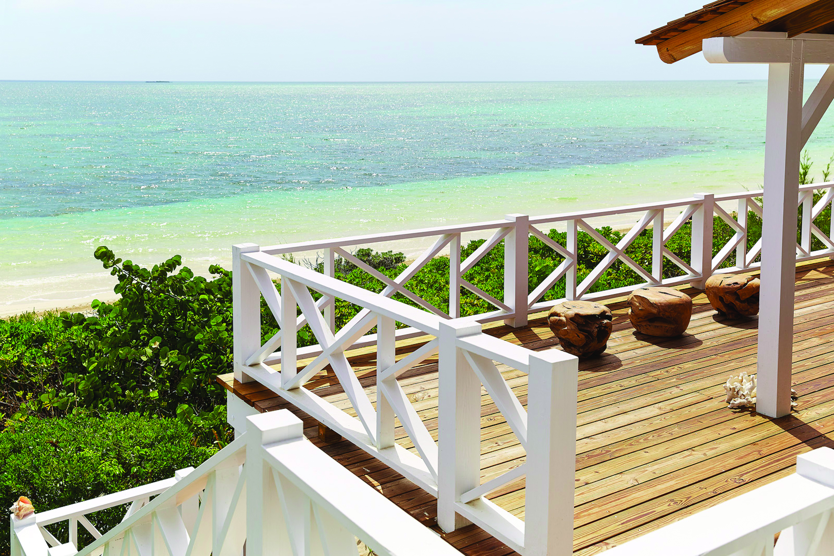 Kamalame Cay Bahamas veranda overlooking the ocean