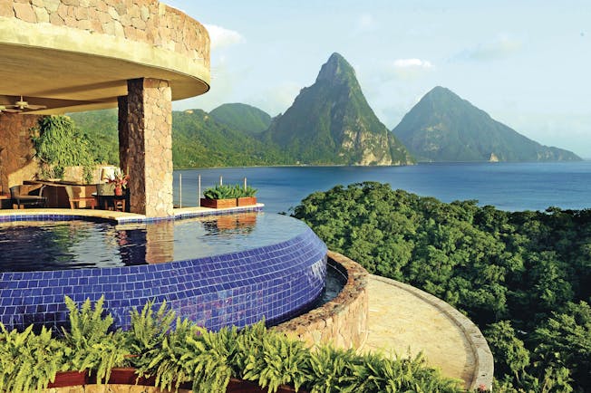 Jade Mountain St Lucia sanctuary infinity pool overlooking Caribbean sea and Pitons