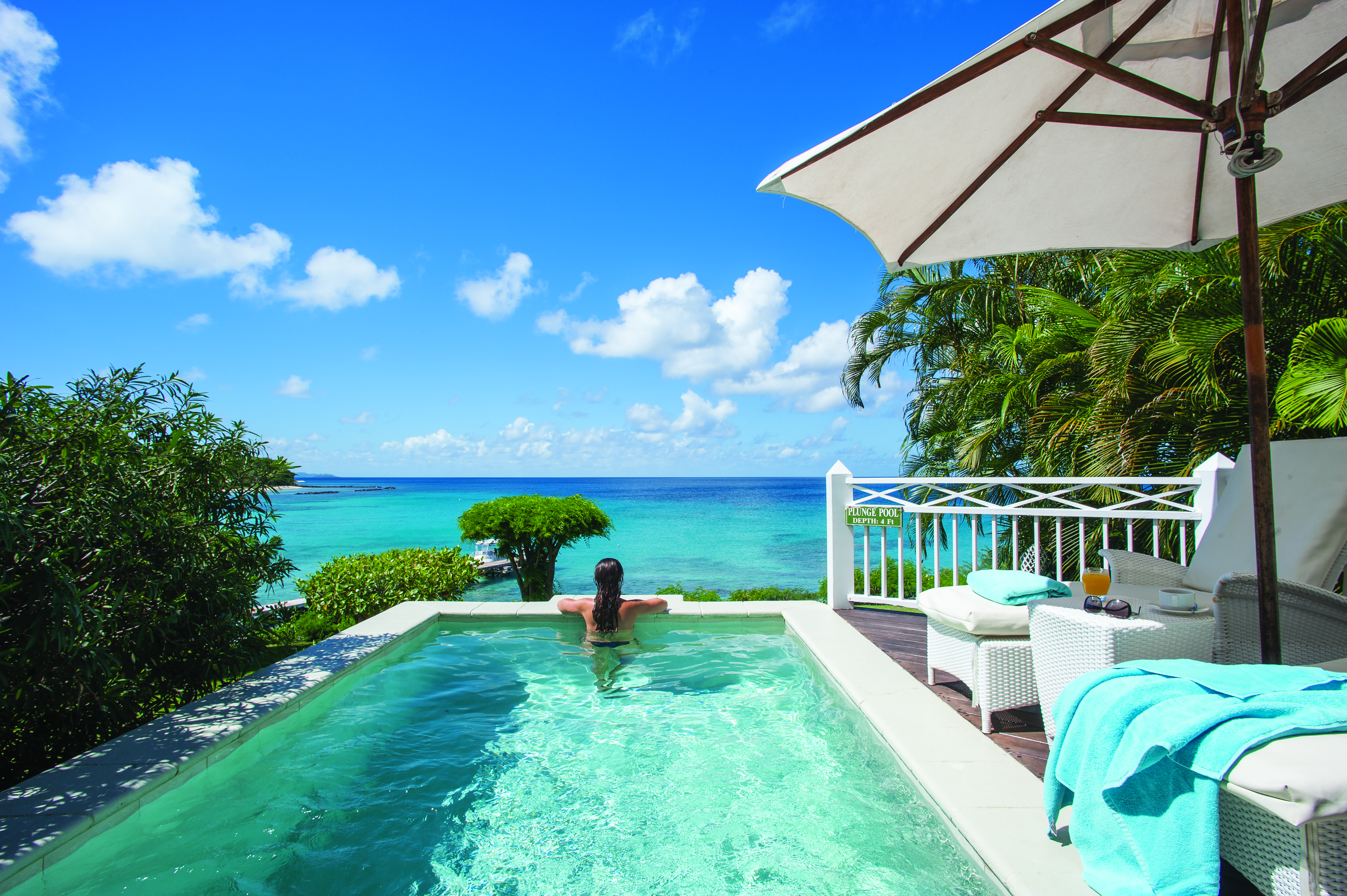 Cotton House St Vincent and the Grenadines infinity pool overlooking ocean