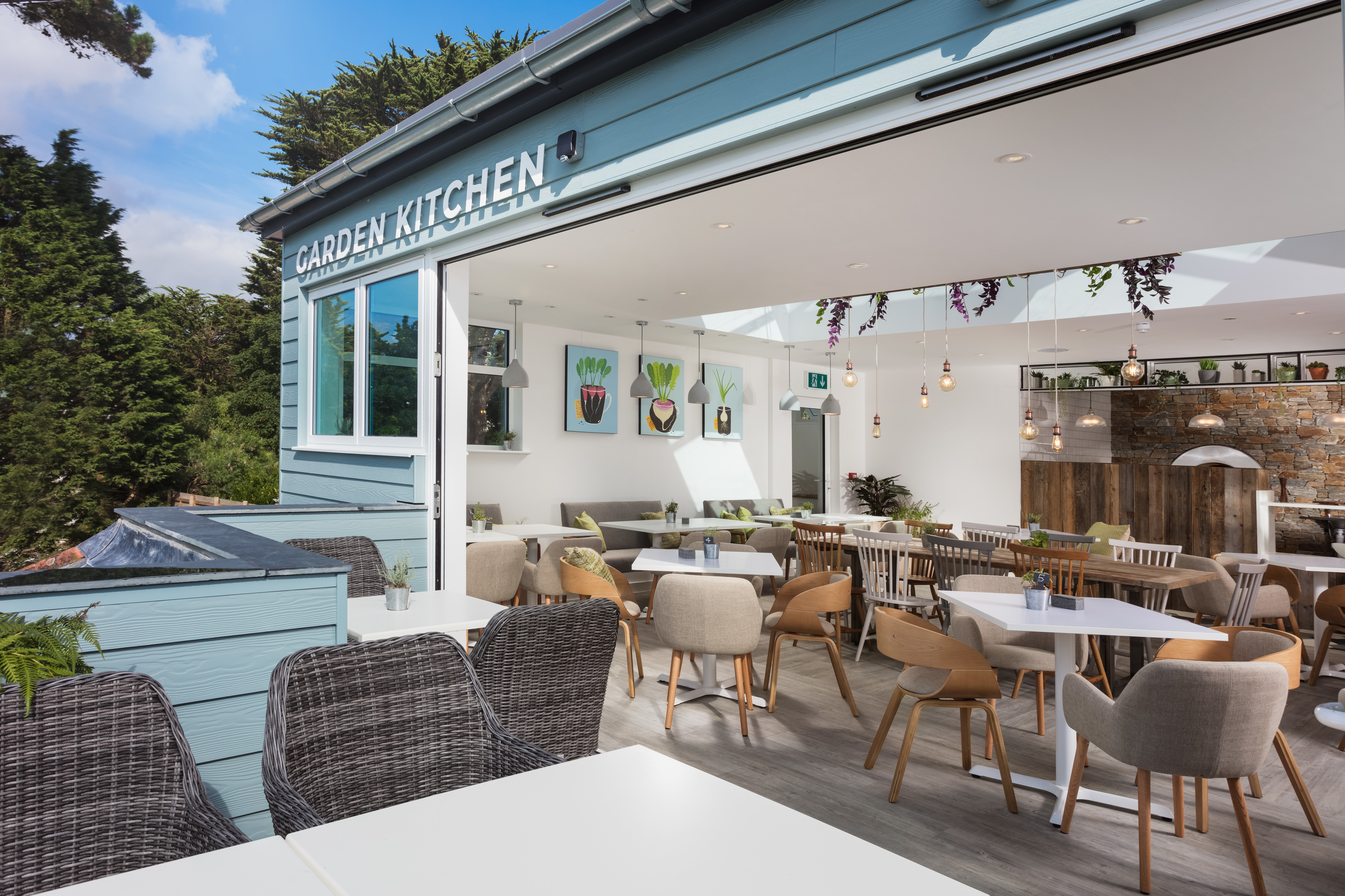 St Michael's Resort indoor and outdoor restaruant