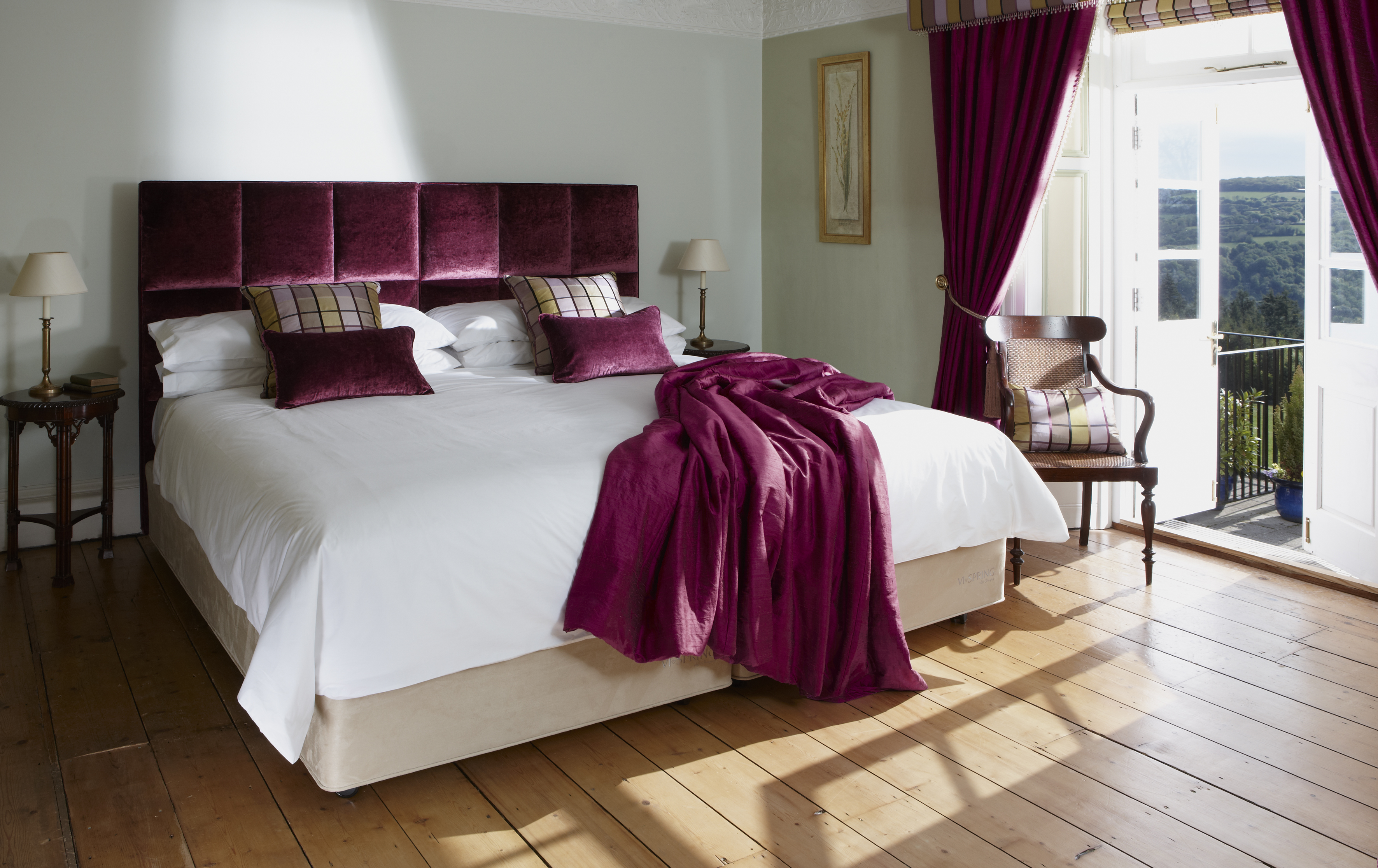 Horn of Plenty Devon room 4 with pink curtains