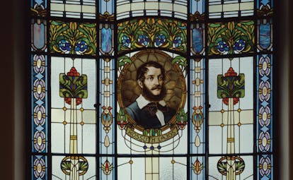 Four Seasons Gresham Palace Hungary stained glass portrait of Kosuth Lajos