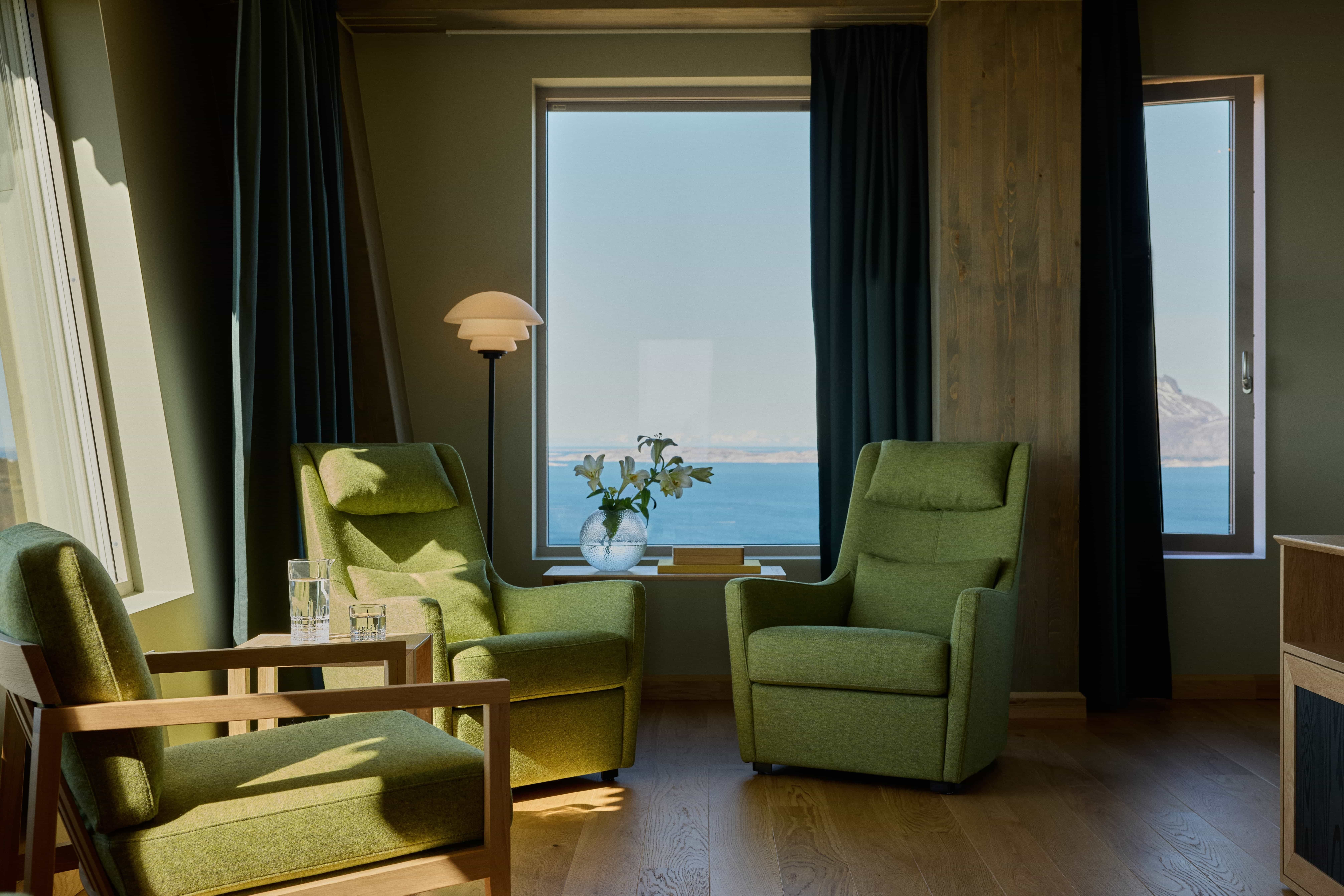 Wood Hotel Junior Suite