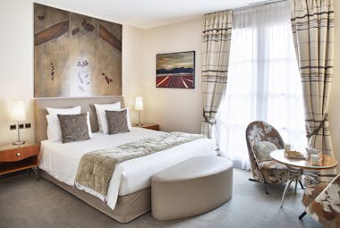 Regent Petite France superior room beige and light colours