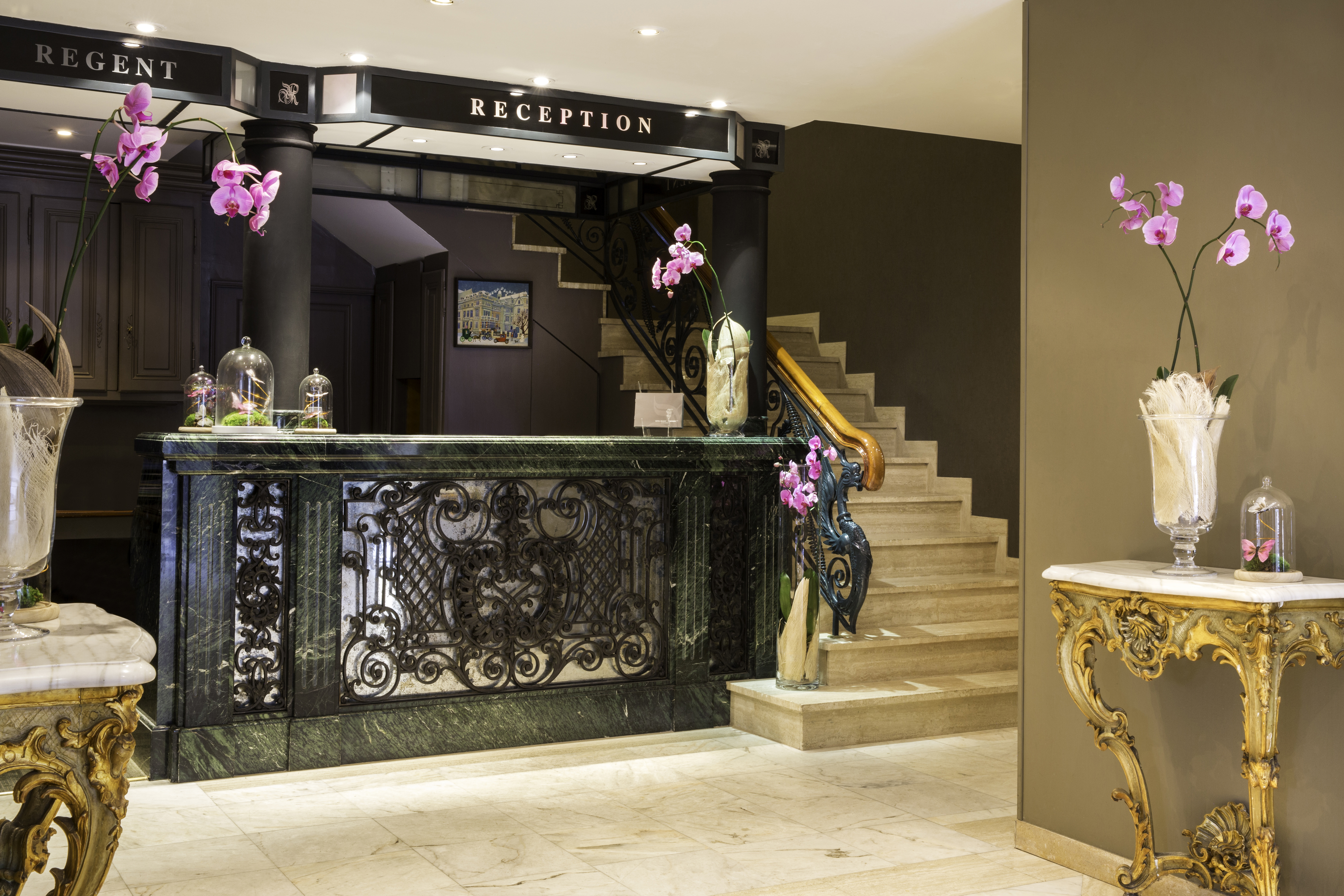 Hotel Regent Contades reception with staircase