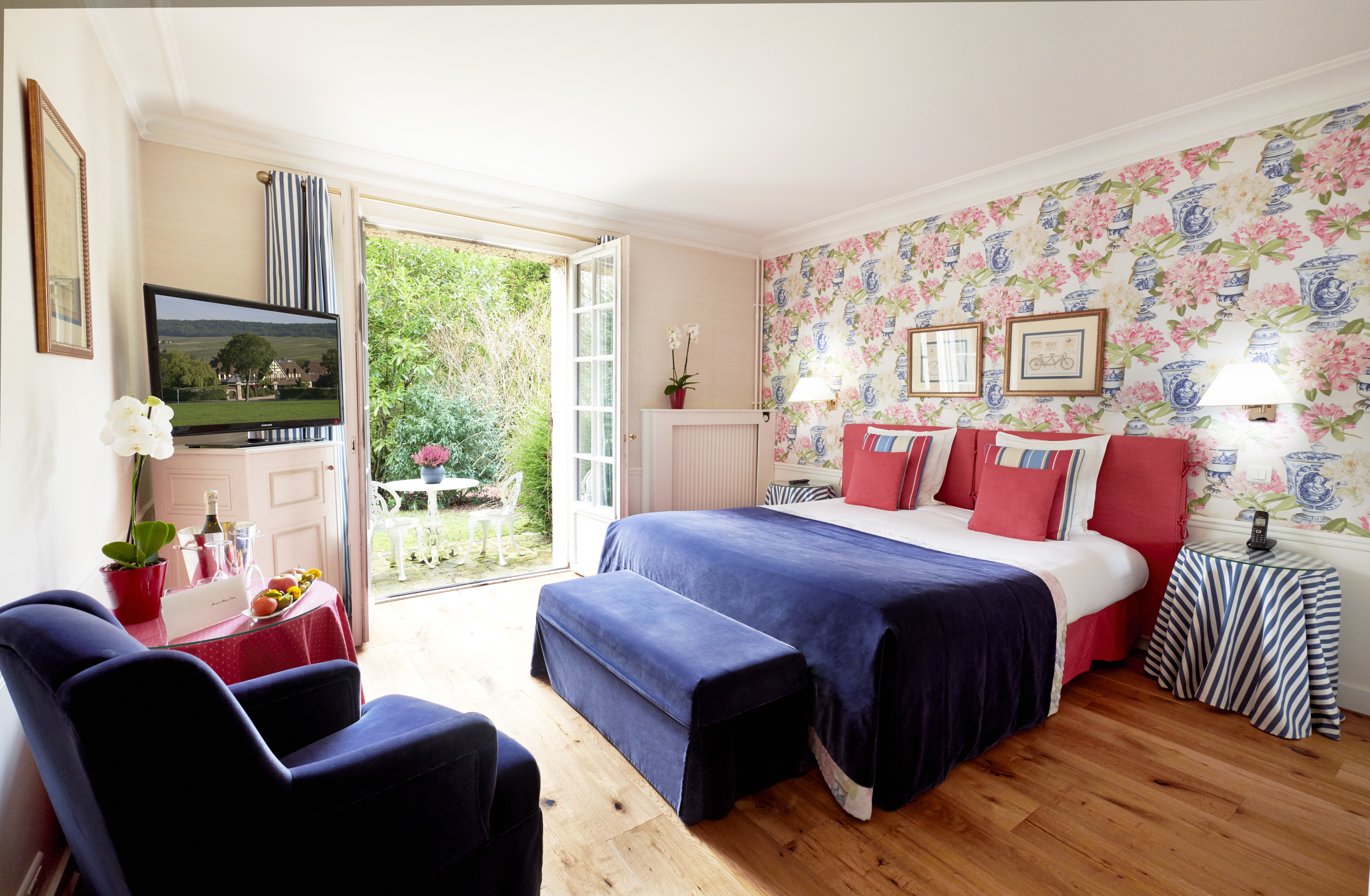 La Briqueterie country hotel in vineyards