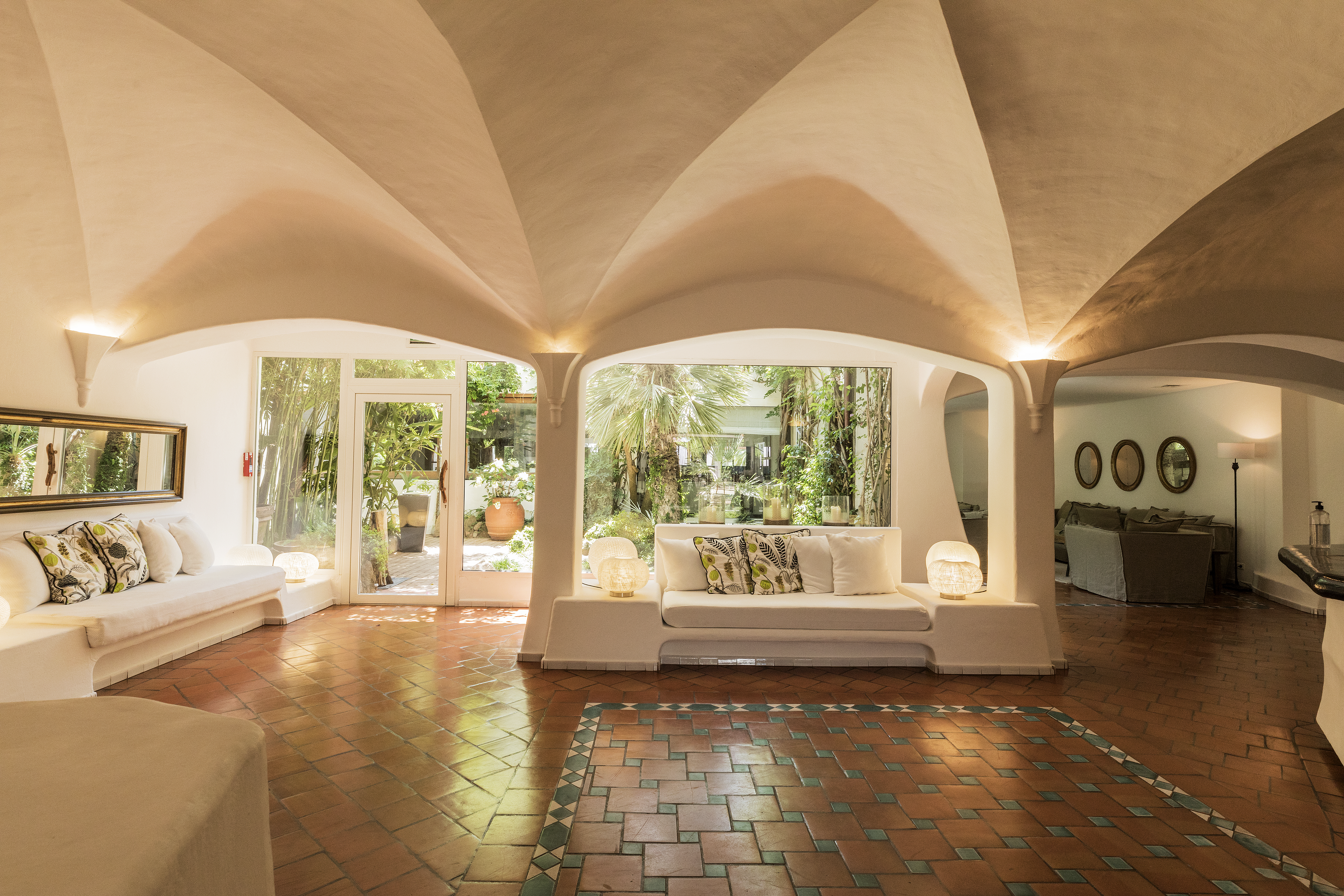 Beach hotel in Corsica