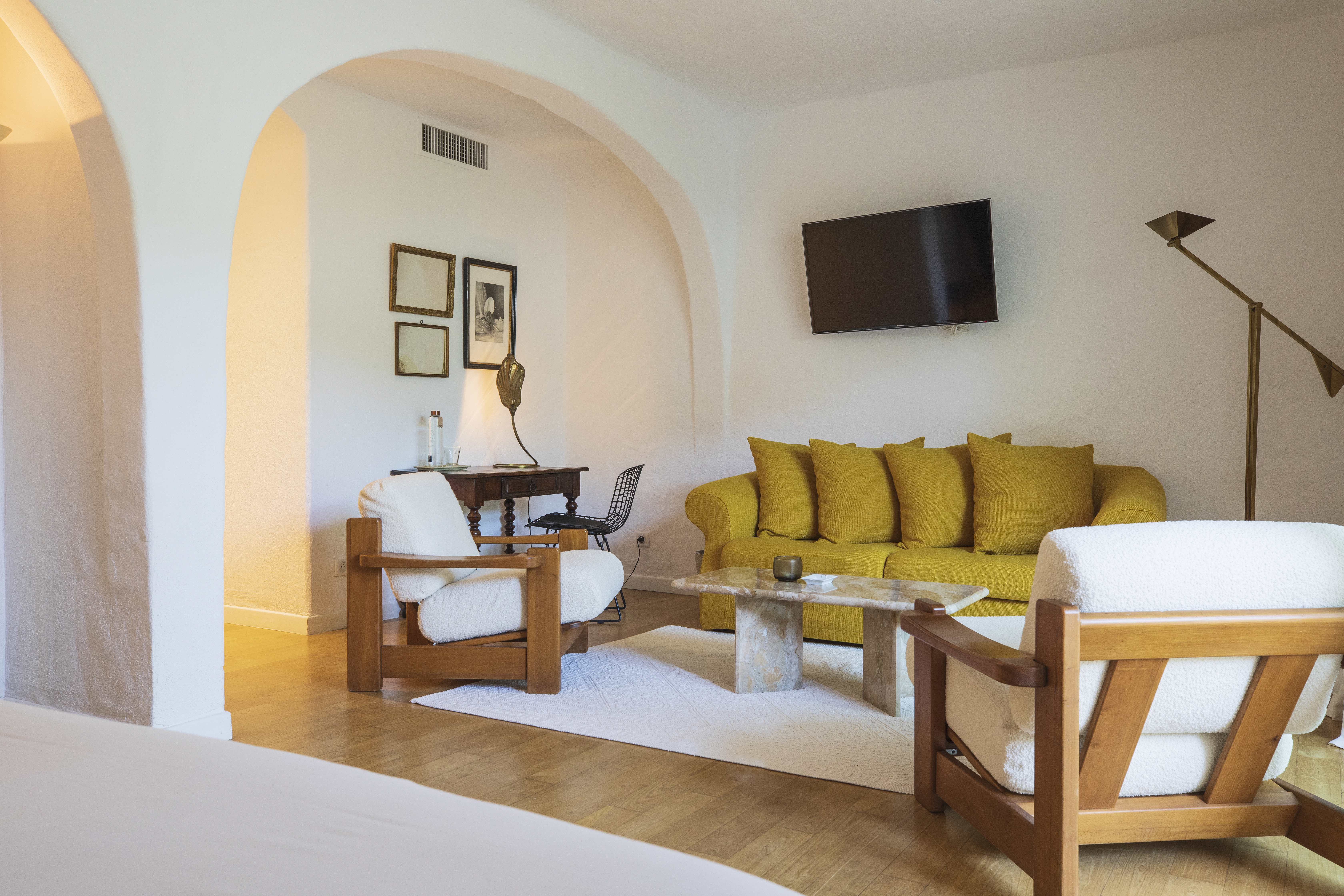 Beach hotel in Corsica