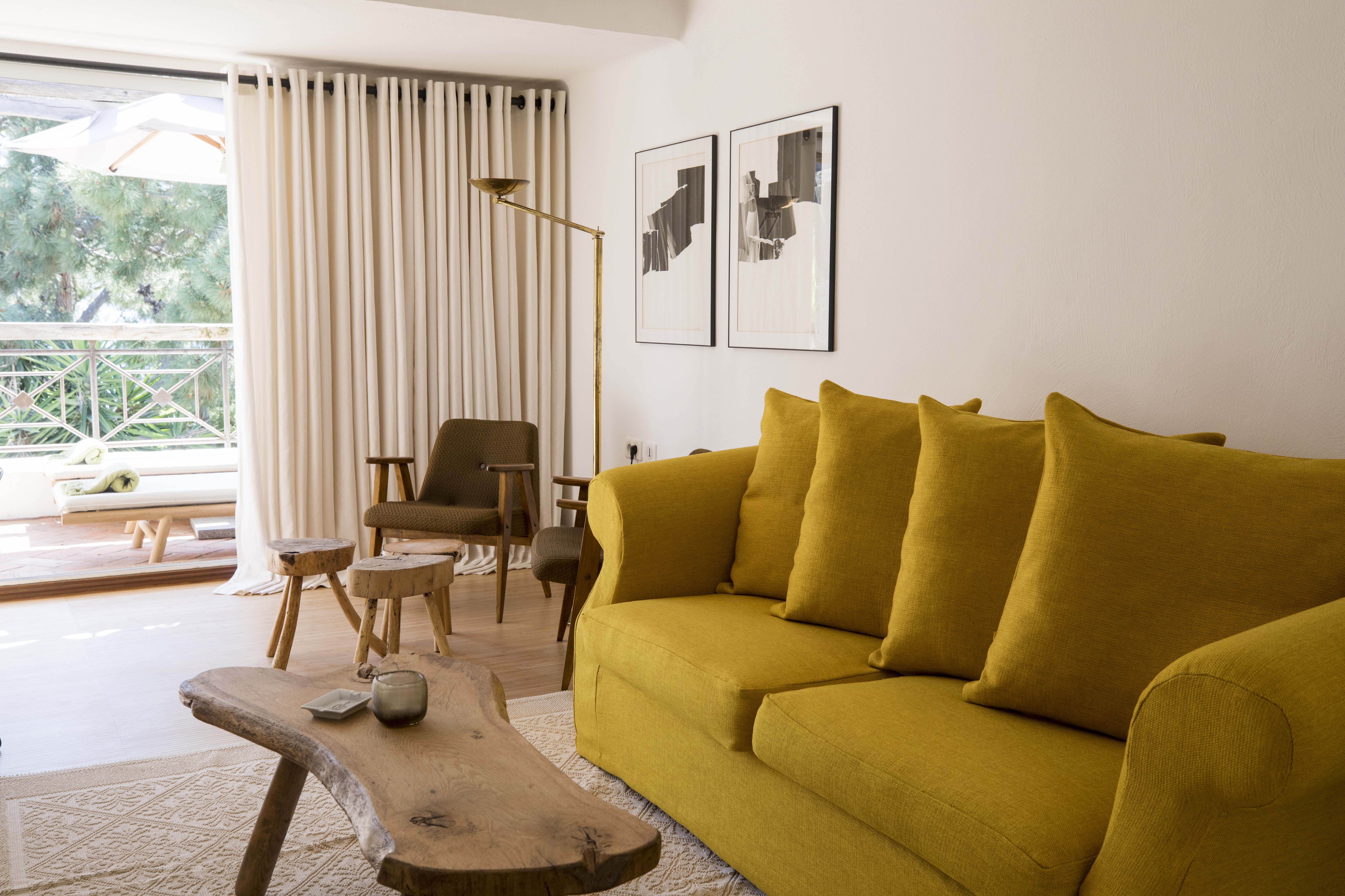 Beach hotel in Corsica