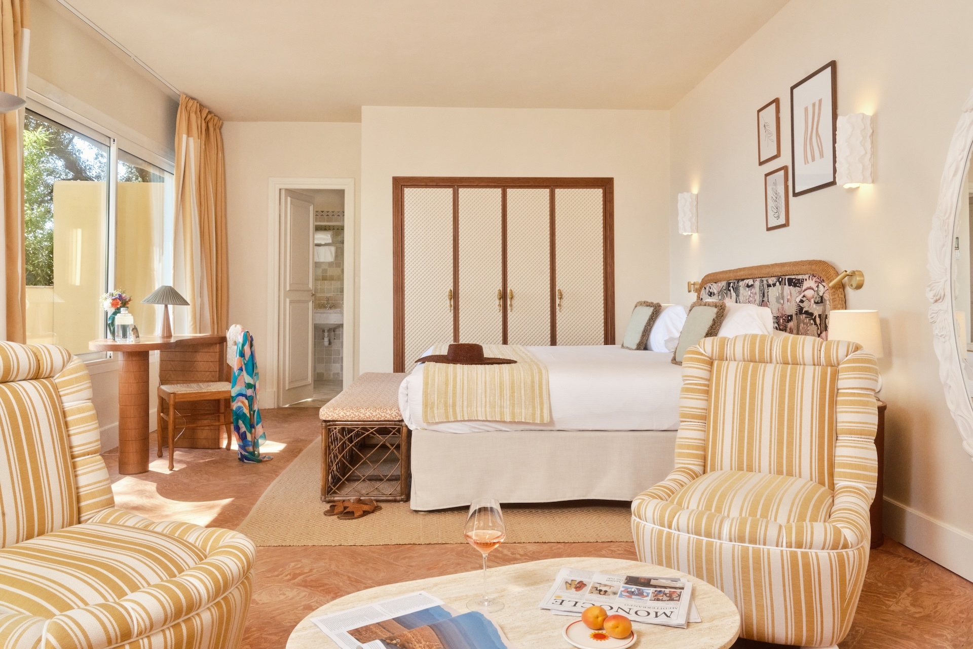 Hotel la Perouse Nice by sea