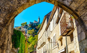 Archway and village houses in Rocamadour in the Dordogne