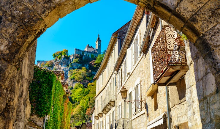 Archway and village houses in Rocamadour in the Dordogne