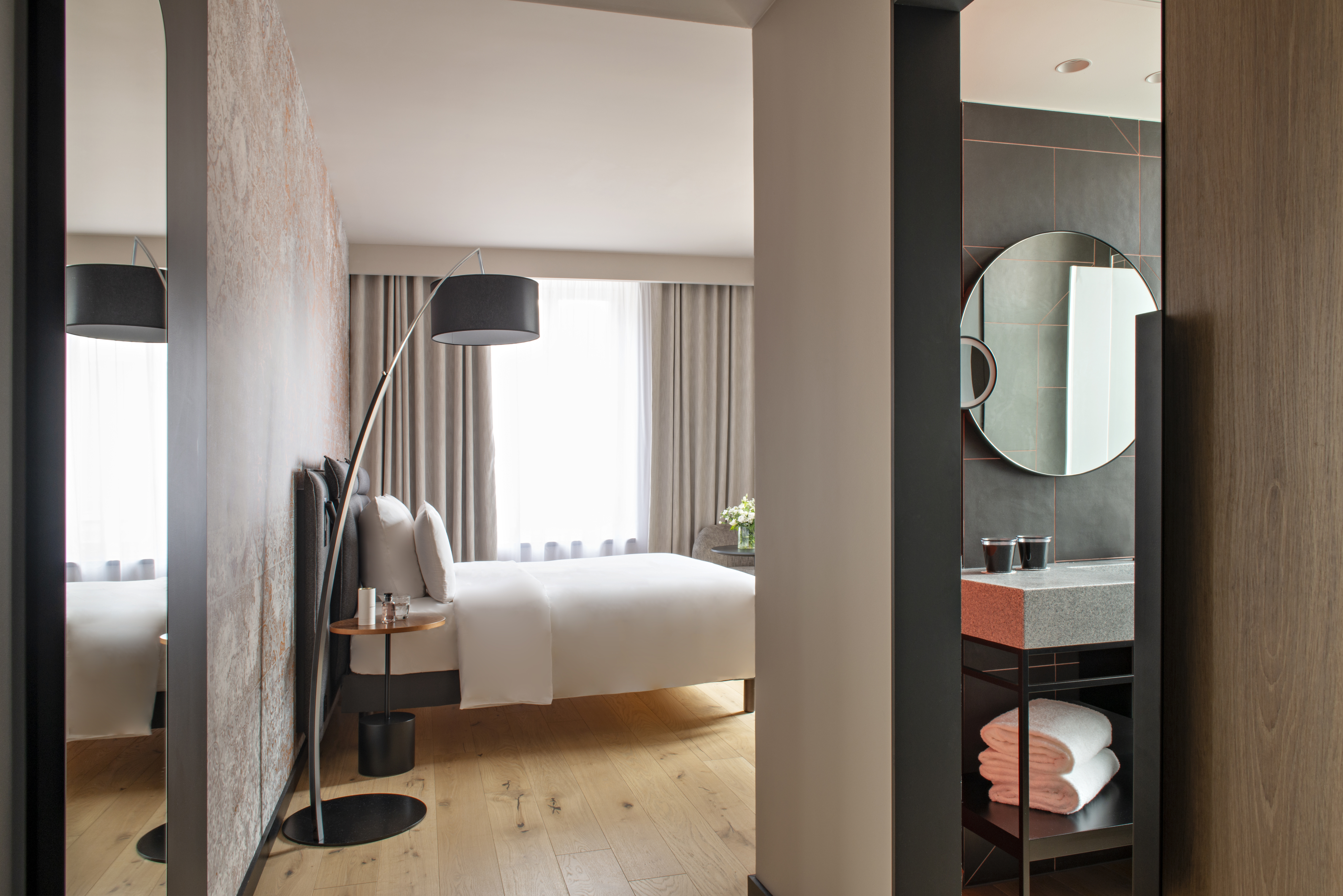 Hotel Leonor Deluxe Room