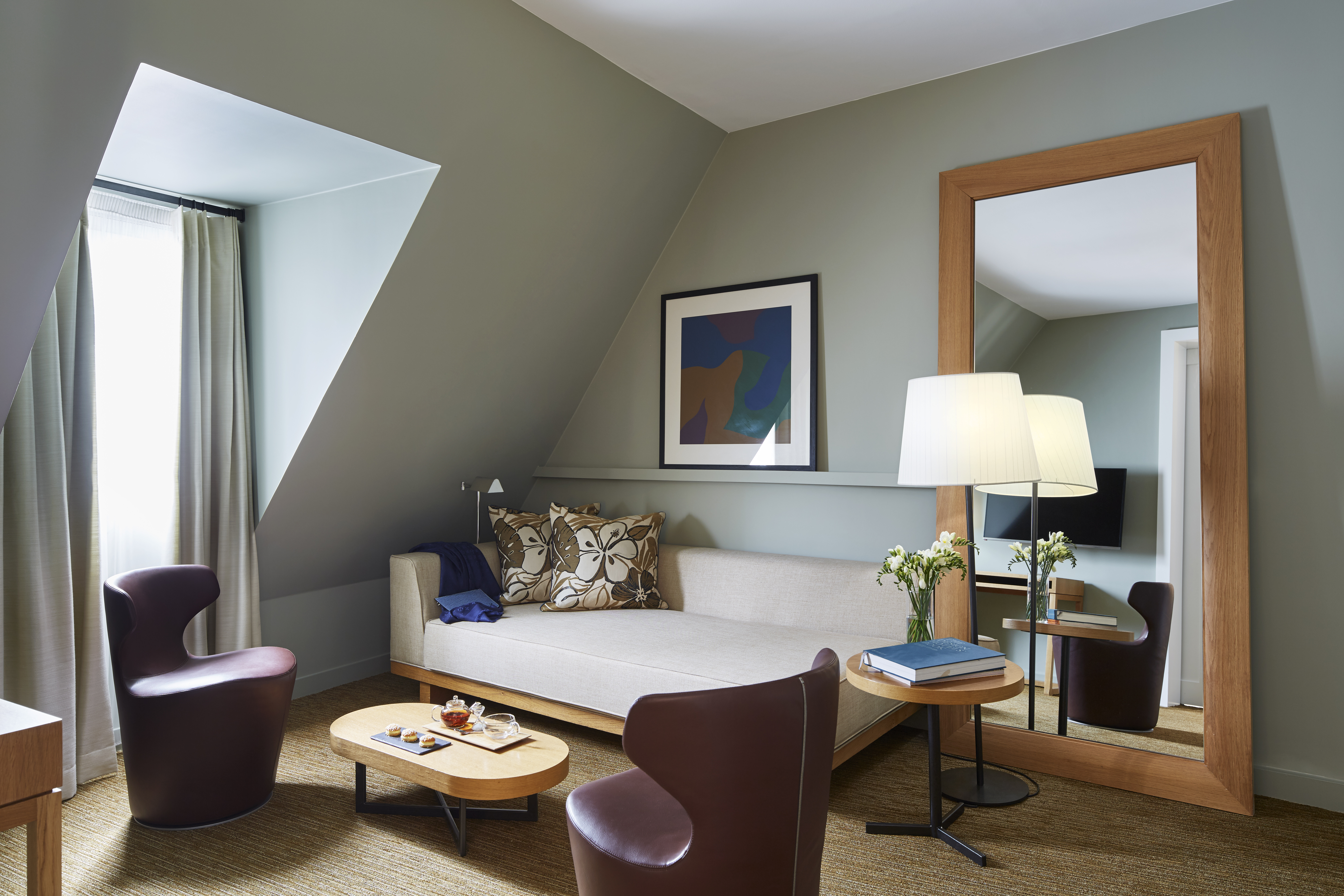 Hotel Bel Ami Paris living room of a suite