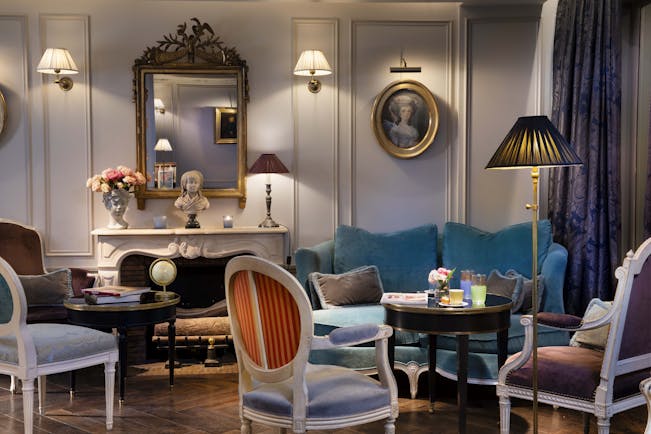 Hotel de Buci lobby bar, velvet armchairs, velvet sofa, elegant decor
