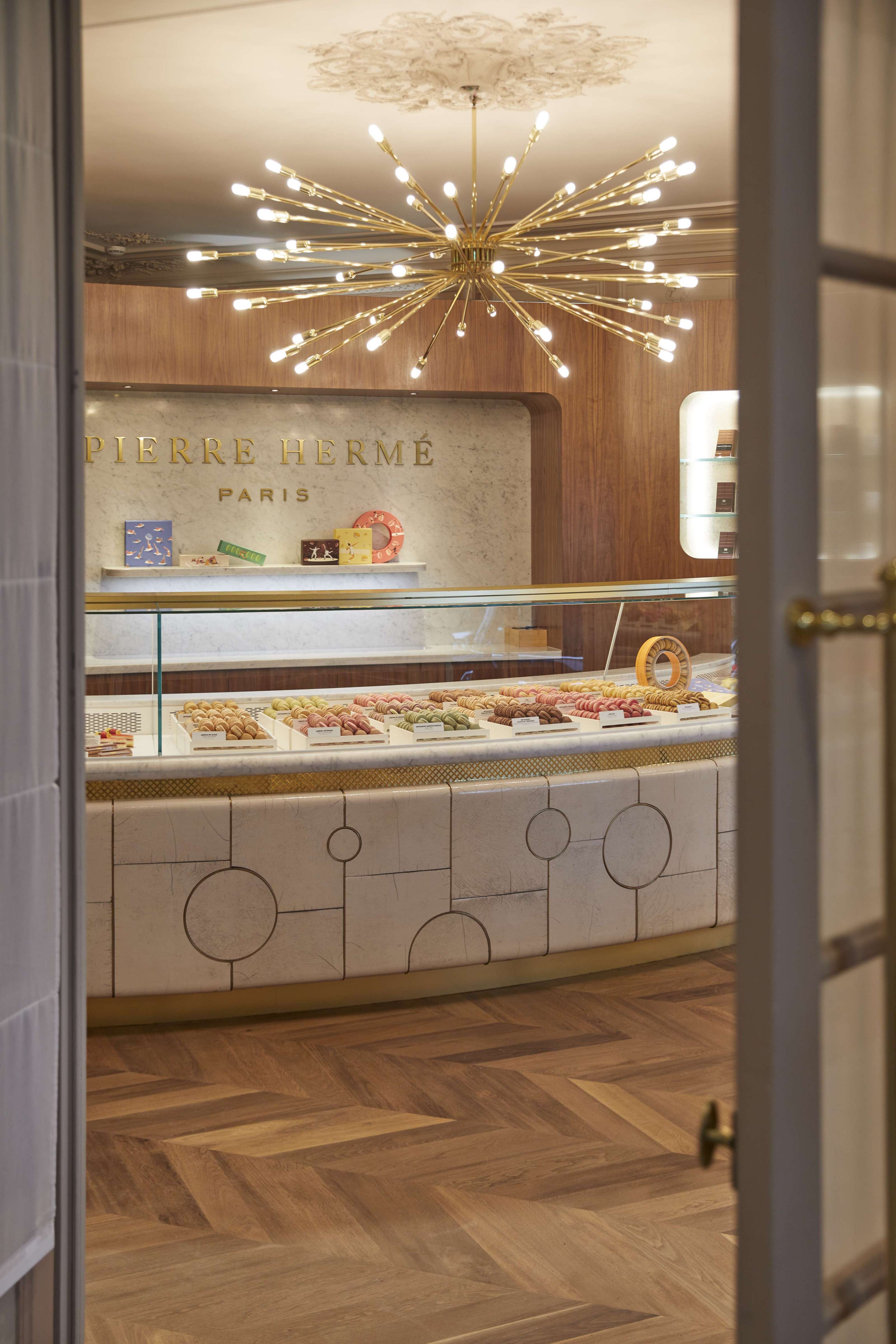 Hotel Les Lumieres Pierre Herme Boutique