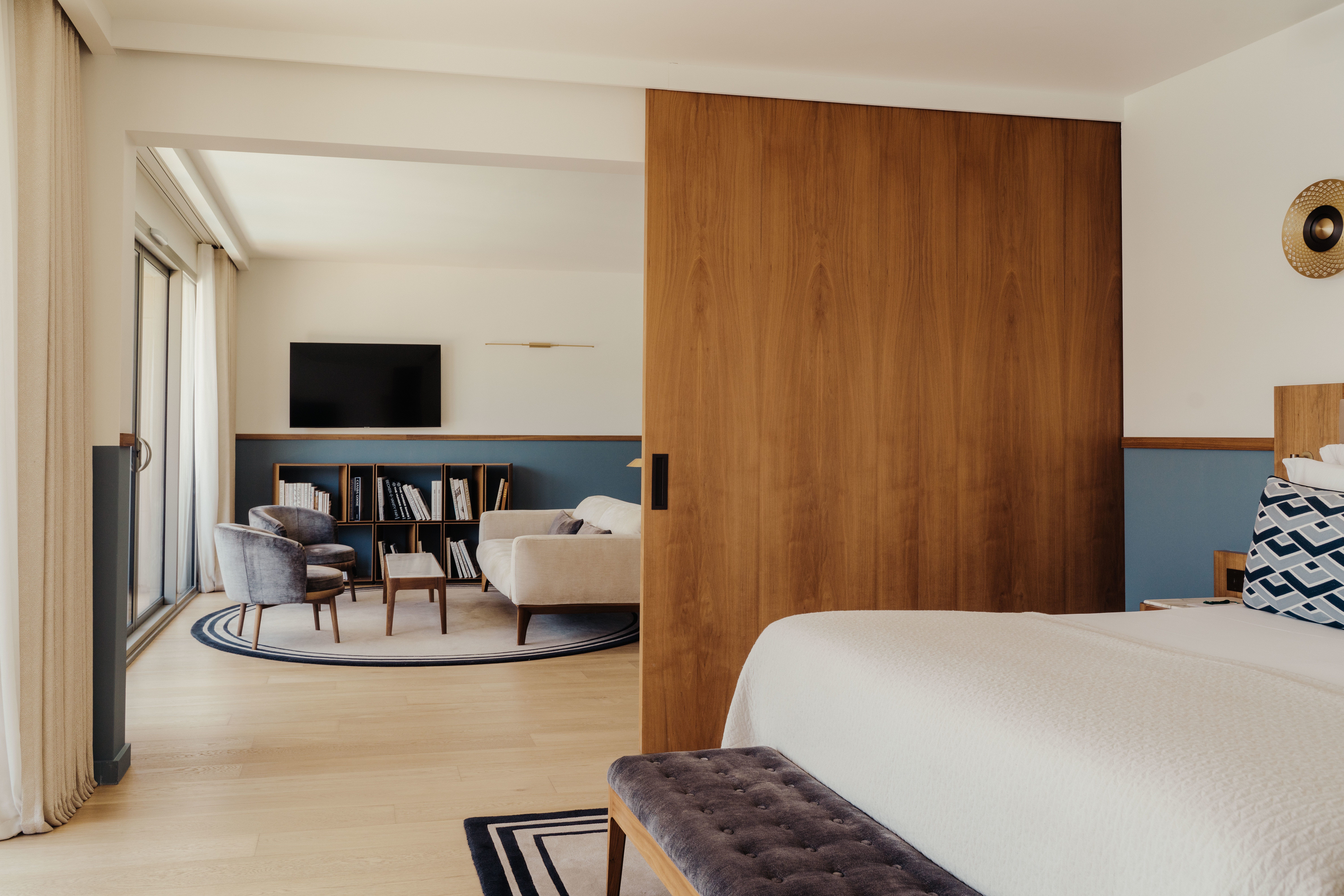 Les Roches Blanches Calanque Suite