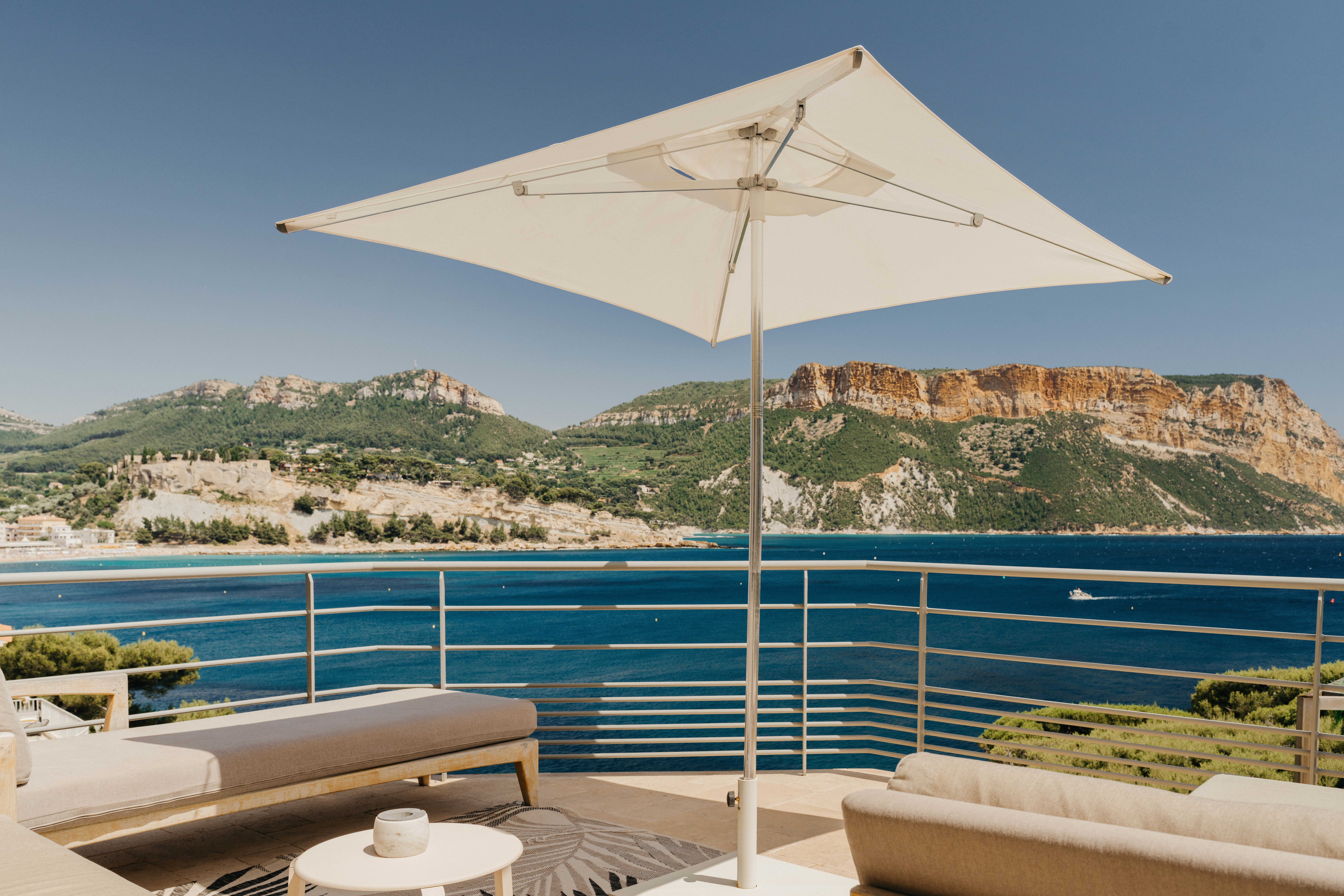 Les Roches Blanches Canaille Suite