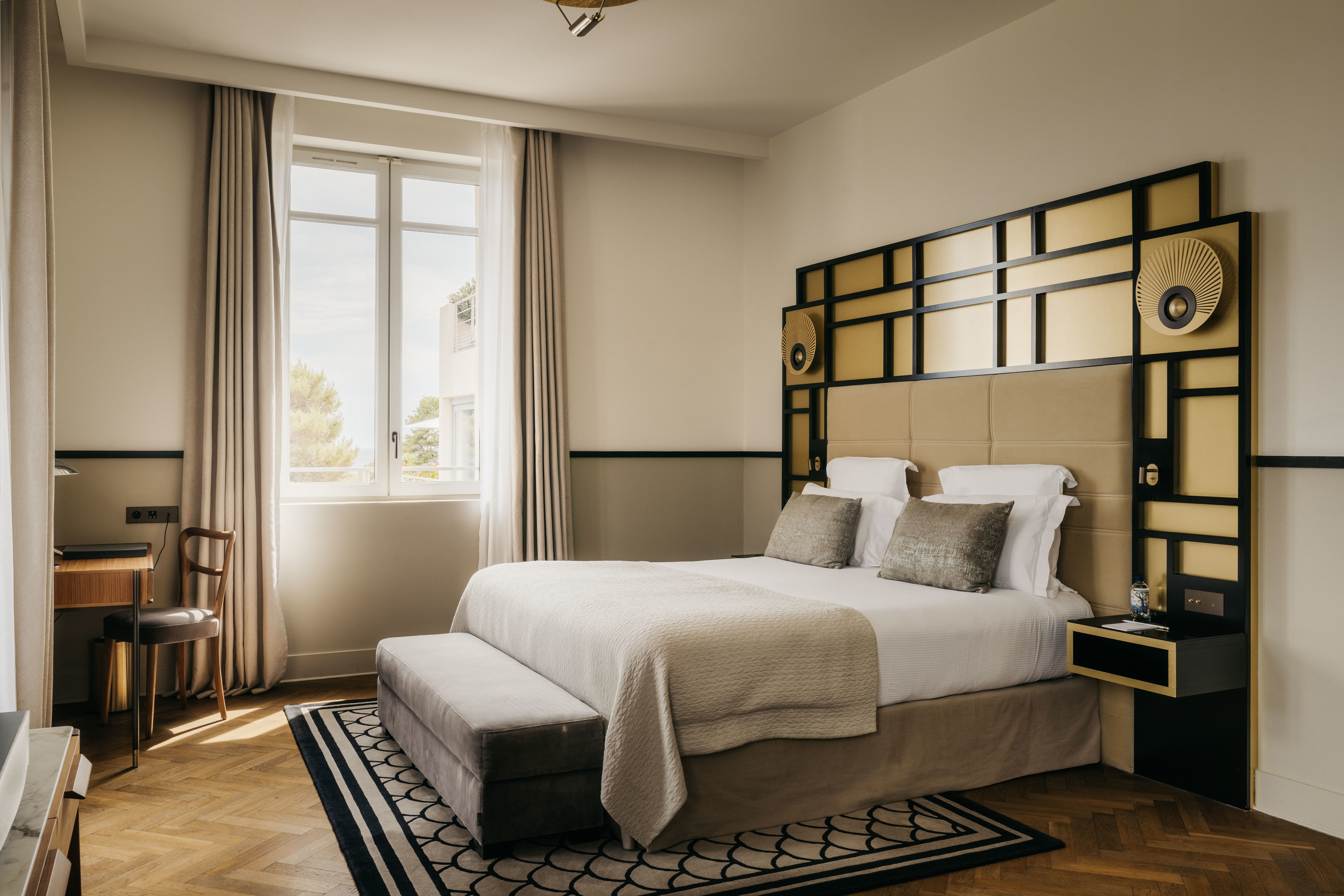 Les Roches Blanches Junior Suite Terrace