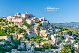 Hill town of Gordes in Provence