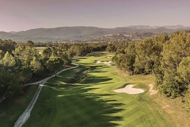 Terre Blanche Hotel and Spa Provence golf course with sand traps