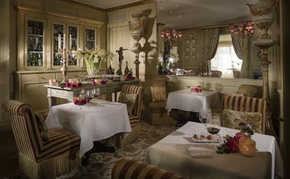 Luxury villa hotel in Aix en Provence
