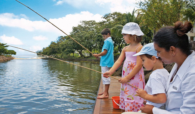 Le Telfair Mauritius kids' club children fishing with supervisor