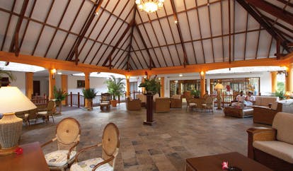 Domaine de la Reserve Seychelles pavilion lounge sofas bridges seating area