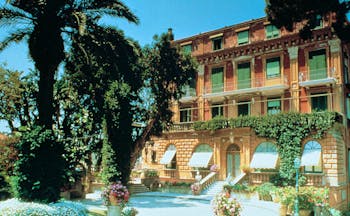Grand Hotel Excelsior Vittoria Amalfi Coast exterior building pool grounds sea