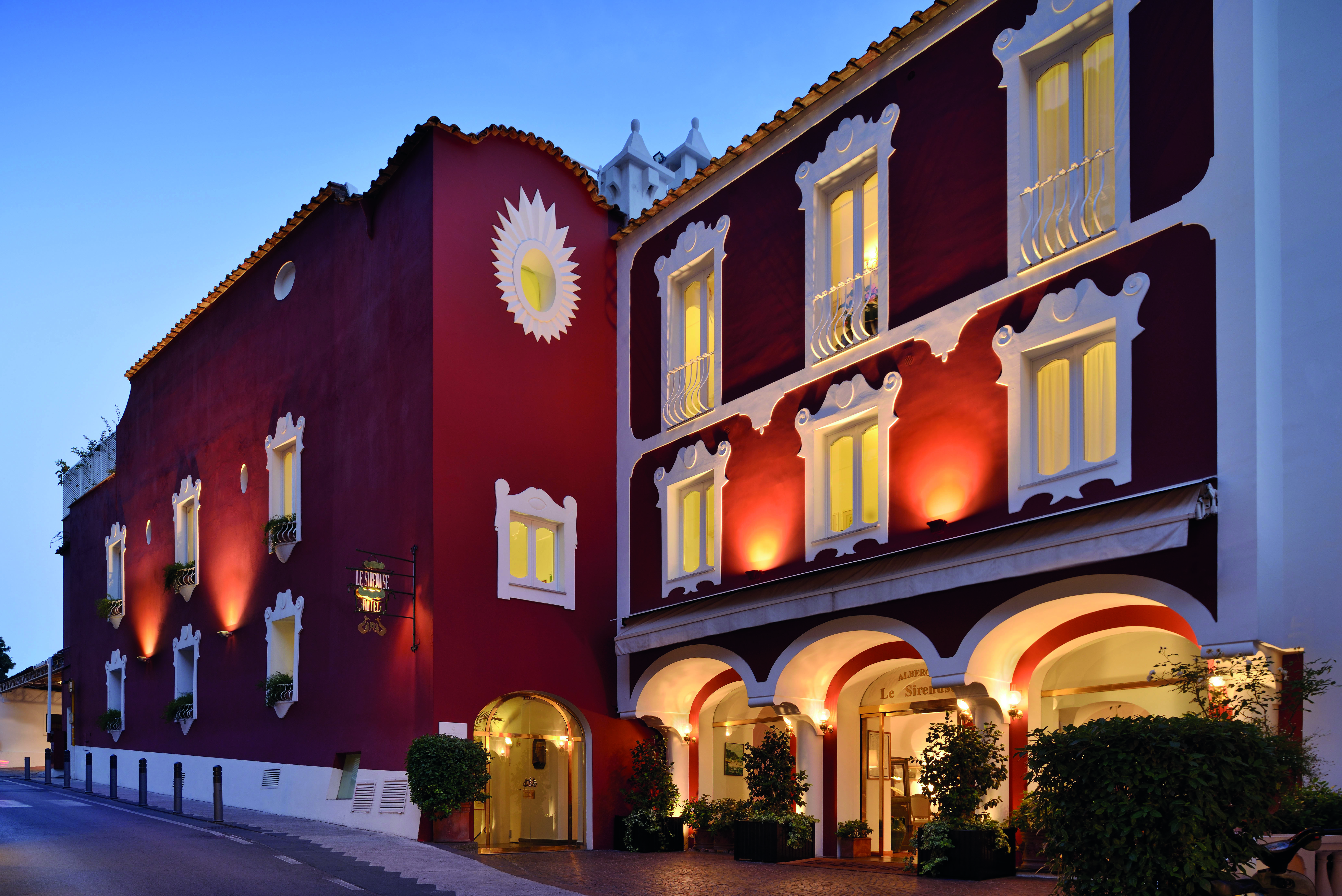 Le Sirenuse Amalfi Coast entrance exterior red building 