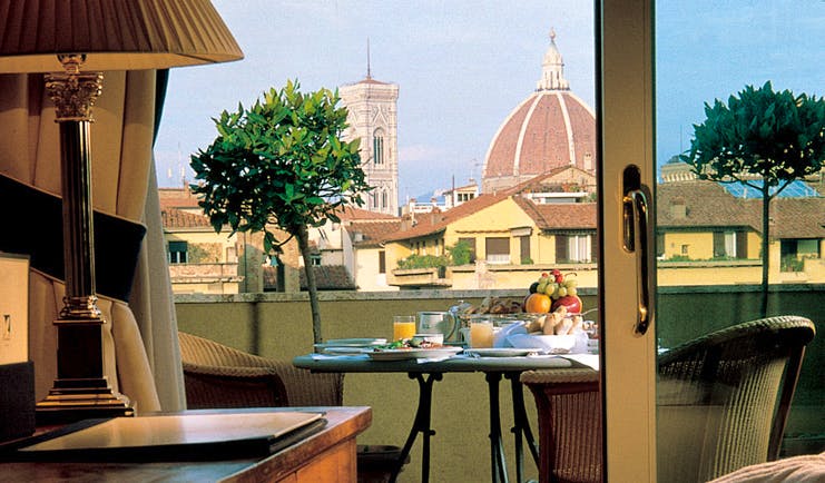 Hotel Lungarno Florence terrace breakfast views of the Duomo