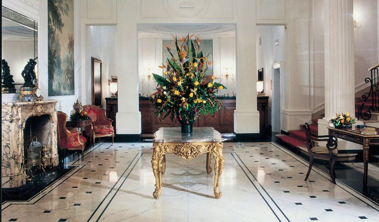 Grand Hotel Majestic Gia Baglioni Bologna reception desk lobby ornate décor